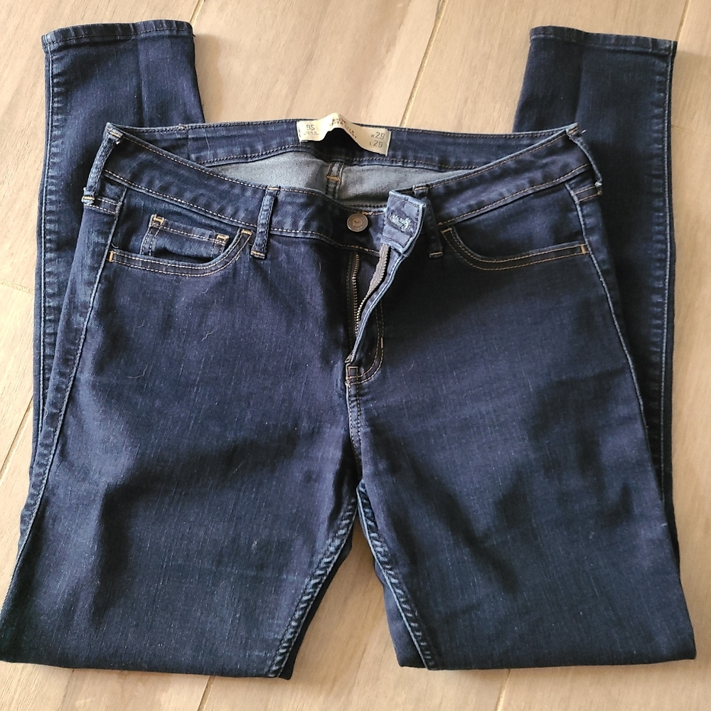 Hollister super skinny jeans 9s
